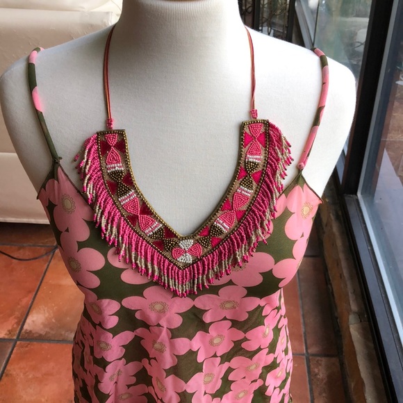 COPY - ONE OF A KIND V-NECK BIB NECKLACE - Picture 5 of 8